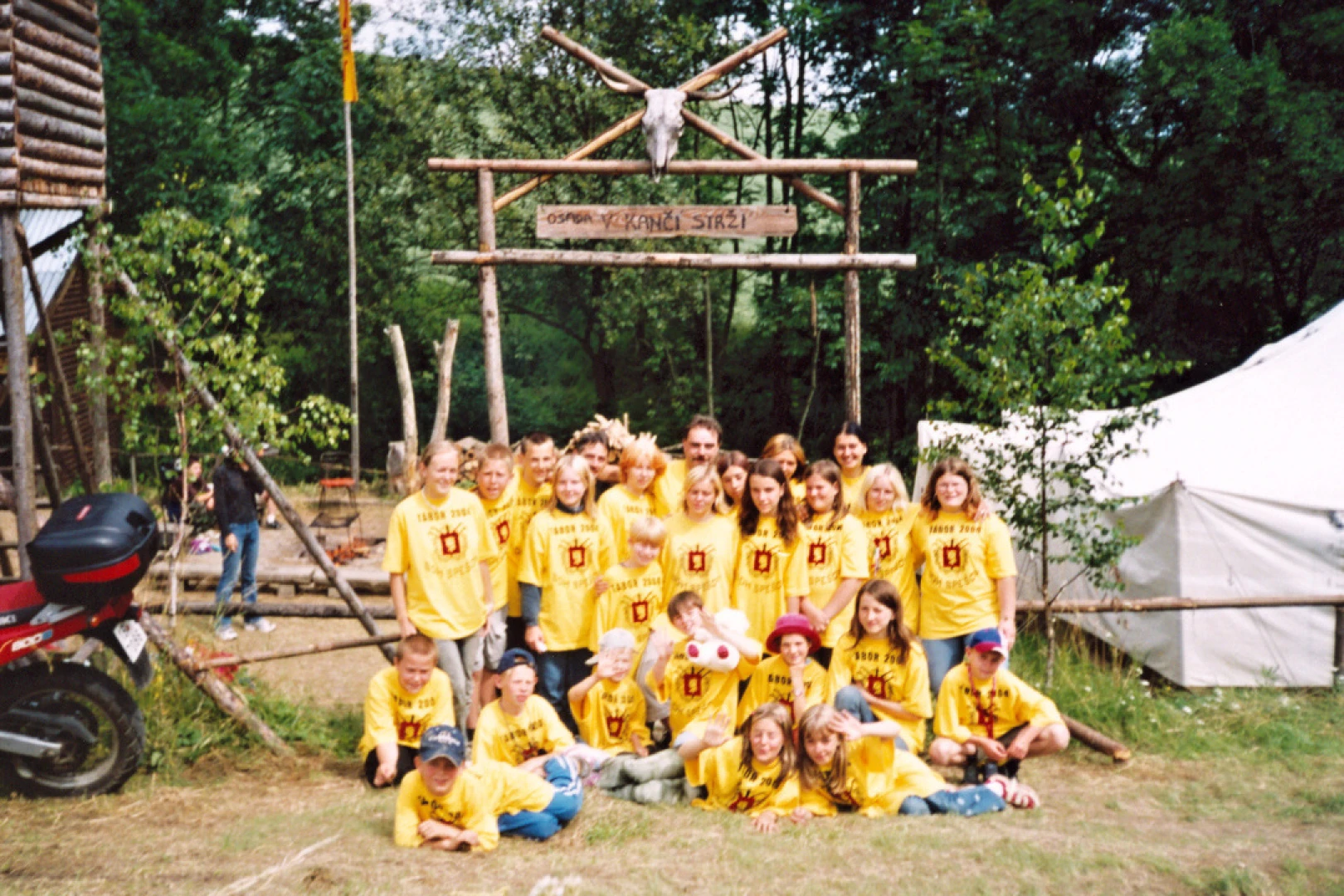 Fotografie z galerie Letní tábor 2004